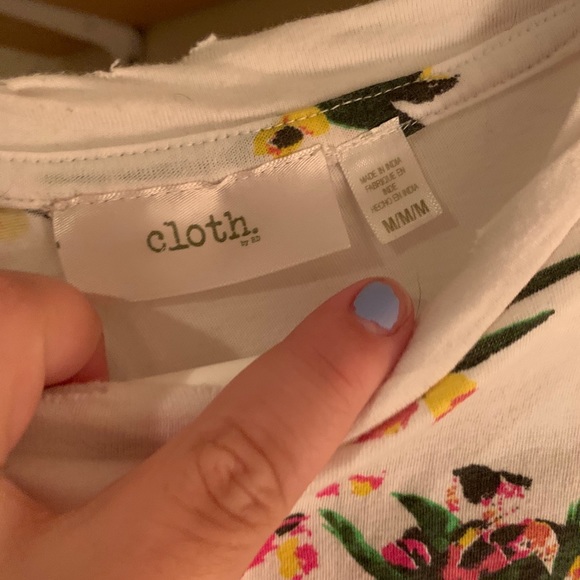 T-shirt - Picture 1 of 3